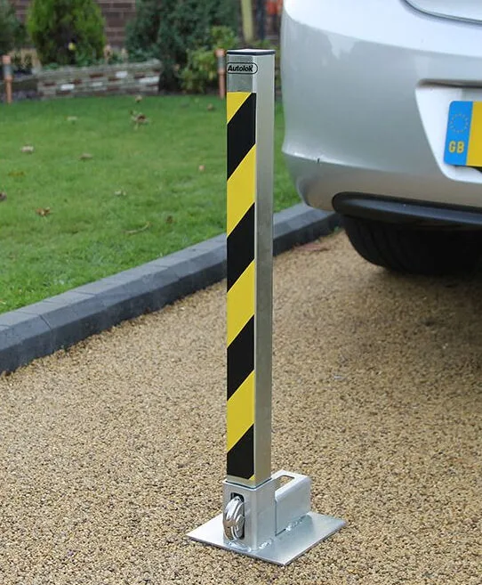 High-Vis Folding Post driveway bollard
